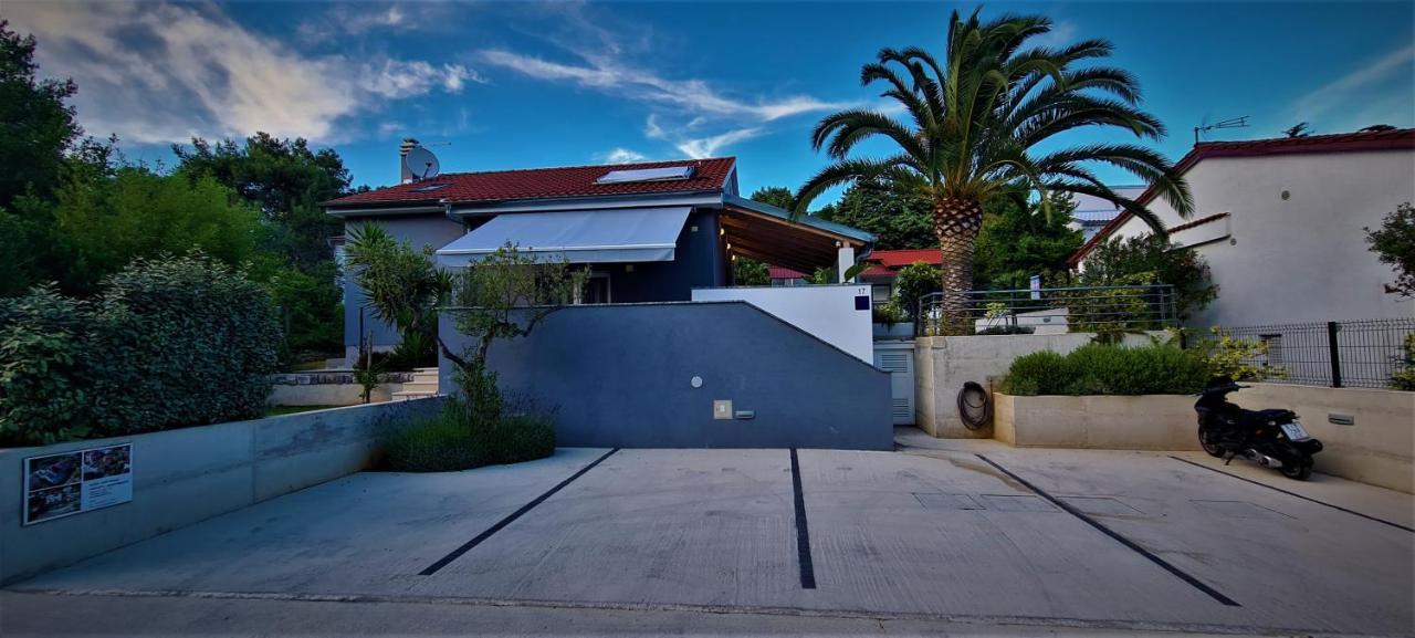 Villa Artaturi Мали-Лошинь Экстерьер фото