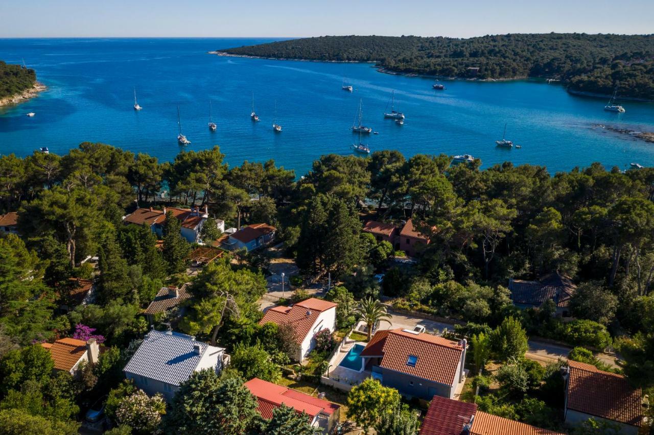 Villa Artaturi Мали-Лошинь Экстерьер фото